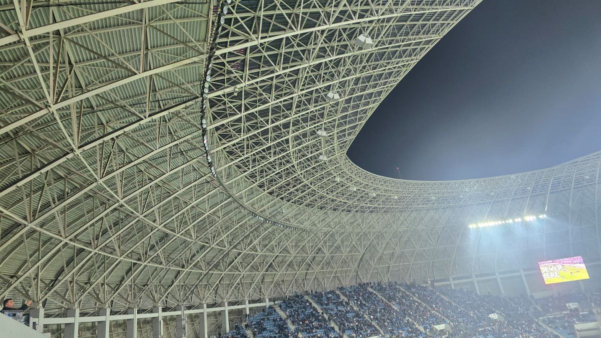 O parte din nocturna de pe „Ion Oblemenco” a cedat la Universitatea Craiova - Noah