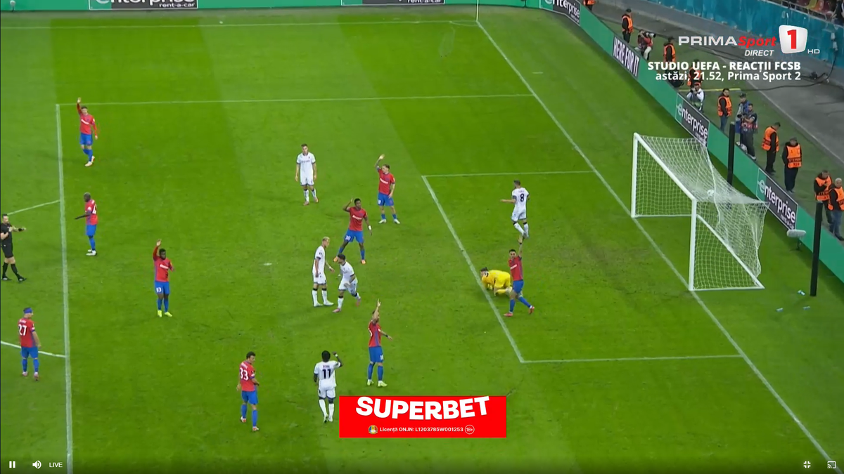 Umilință supremă pentru apărarea celor de la FCSB » Jucătorul de la Bologna l-a imitat pe Zidane în careu, apoi a izbucnit în râs