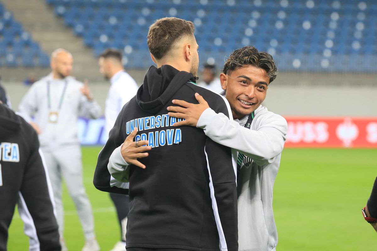 Imagini înainte de Craiova - Noah // foto: Ionuț Iordache (GSP)