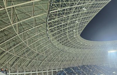 De ce nu a fost oprit meciul la Craiova, deși a căzut nocturna în timpul reprizei secunde