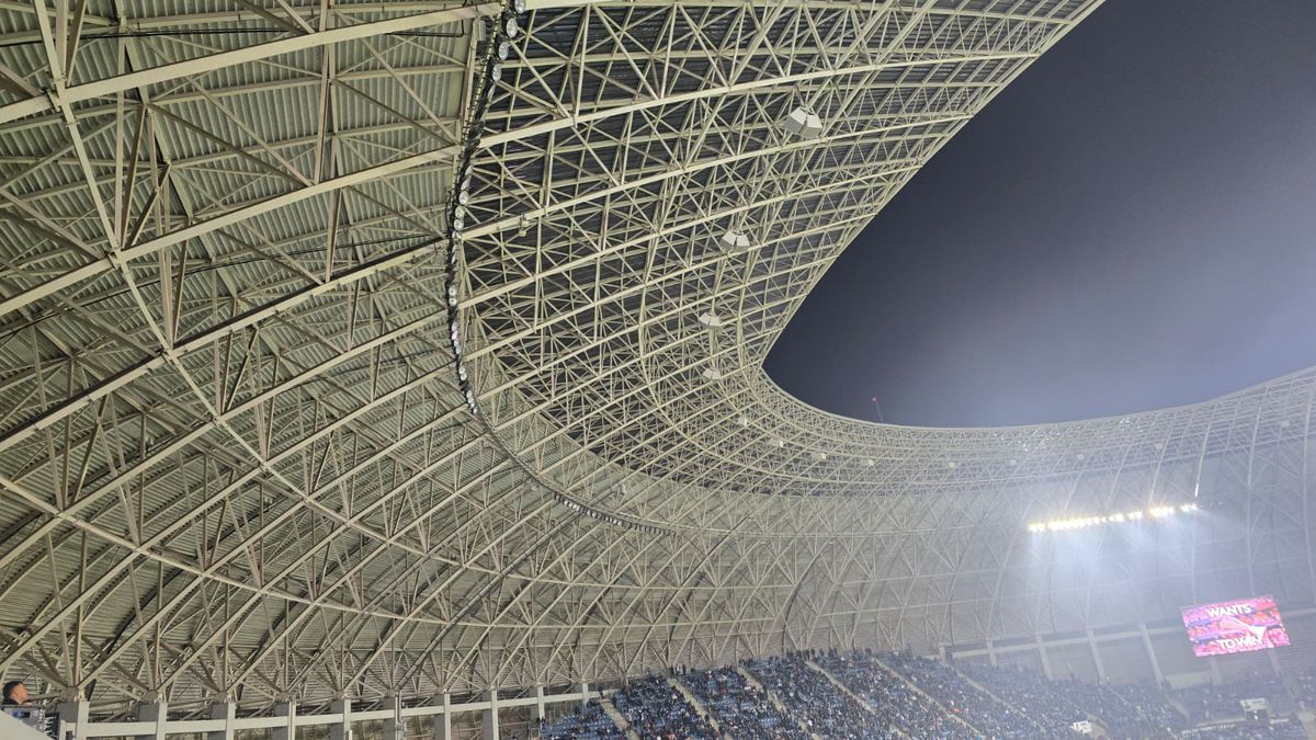 O parte din nocturna de pe „Ion Oblemenco” a cedat la Universitatea Craiova - Noah