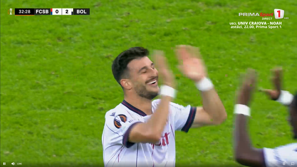 Umilință supremă pentru apărarea celor de la FCSB » Jucătorul de la Bologna l-a imitat pe Zidane în careu, apoi a izbucnit în râs