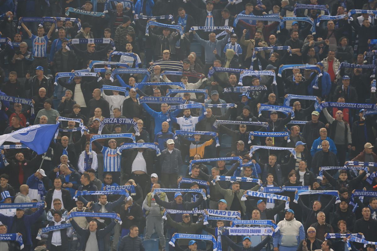 Universitatea Craiova - Noah, scenografia oltenilor // foto: Ionuț Iordache (GSP)