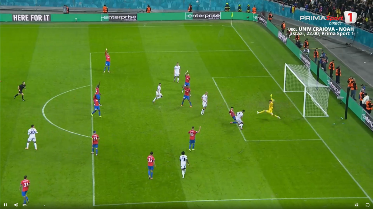 Umilință supremă pentru apărarea celor de la FCSB » Jucătorul de la Bologna l-a imitat pe Zidane în careu, apoi a izbucnit în râs