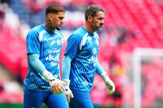 Portarul cu patru titluri de Premier League și-a anunțat retragerea