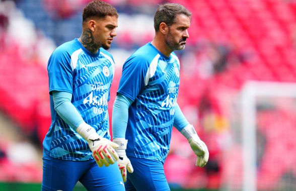 Portarul cu patru titluri de Premier League și-a anunțat retragerea