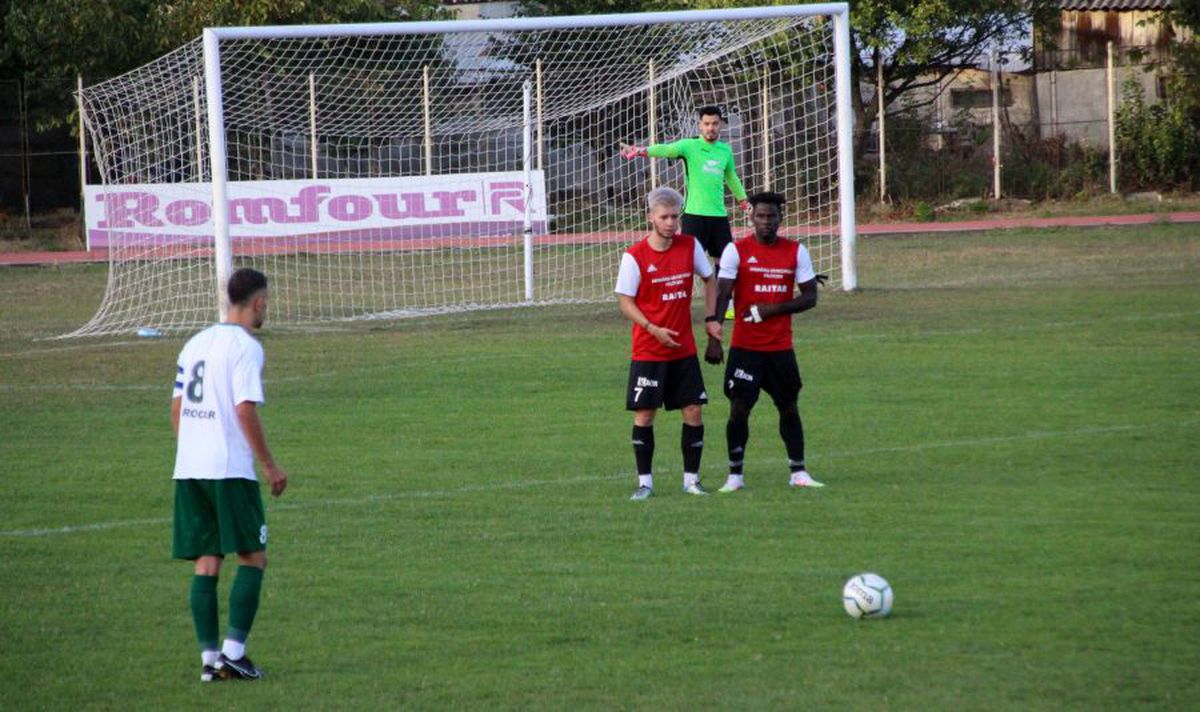 GSP a descoperit cel mai consistent contingent de străini din fotbalul mic » Numitorul comun - rasismul: „Am fost jignit de indivizi care imitau sunete primitive. M-am simțit victimă!”