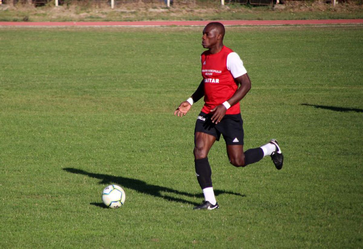 FOTO Jucători africani la Șomuz Fălticeni