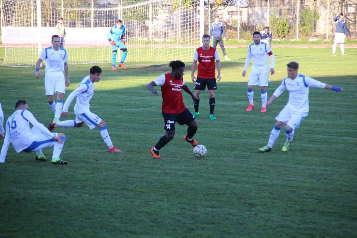 GSP a descoperit cel mai consistent contingent de străini din fotbalul mic » Numitorul comun - rasismul: „Am fost jignit de indivizi care imitau sunete primitive. M-am simțit victimă!”