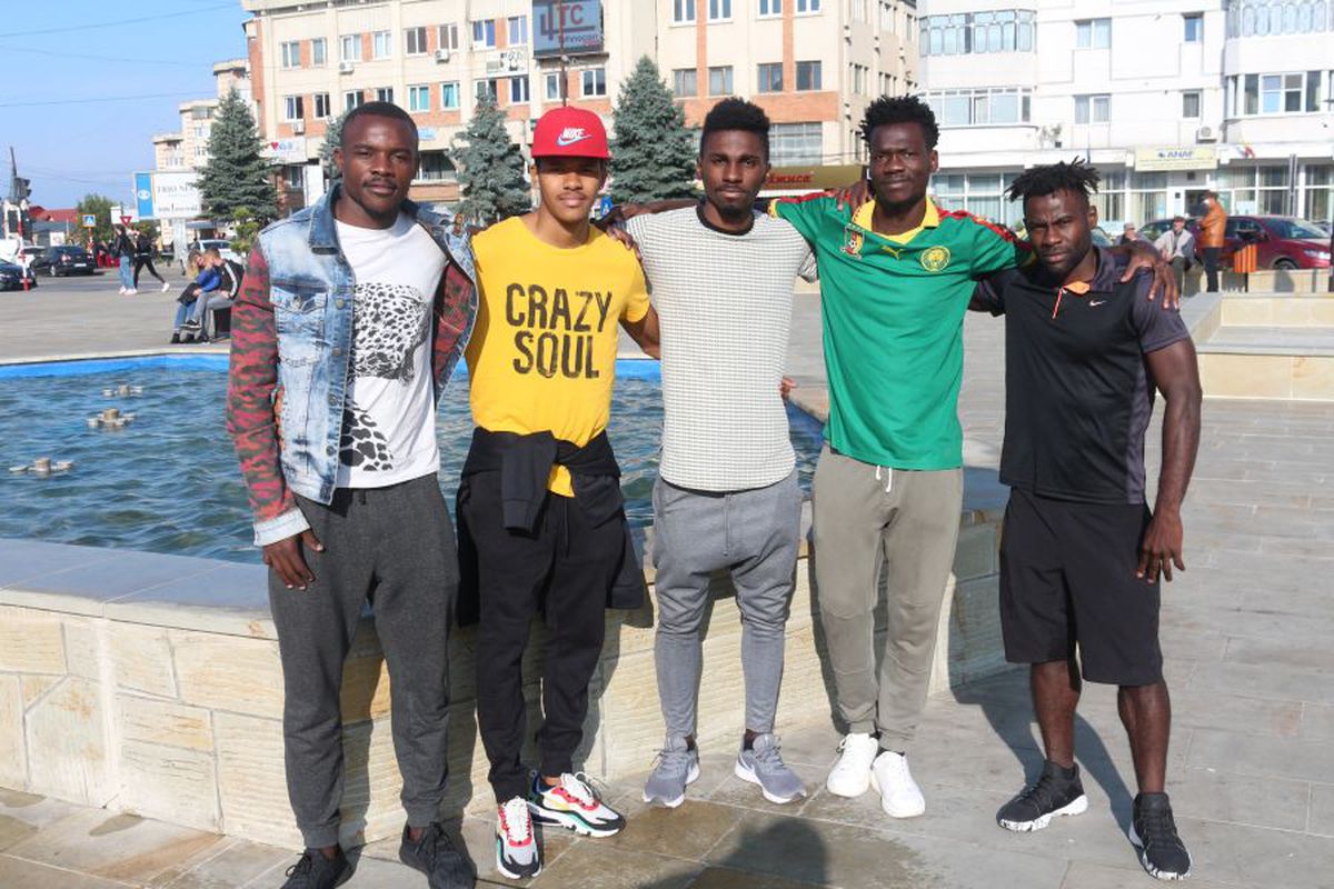 GSP a descoperit cel mai consistent contingent de străini din fotbalul mic » Numitorul comun - rasismul: „Am fost jignit de indivizi care imitau sunete primitive. M-am simțit victimă!”