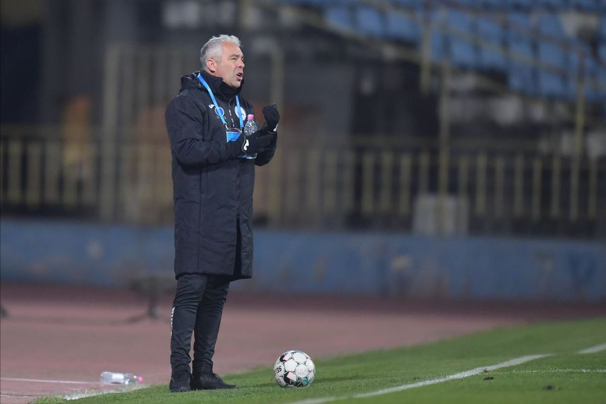 Gaz Metan - FCSB 2-3. Toni Petrea, ultimele detalii despre accidentații Man și Tănase » Încă o vedetă are probleme!