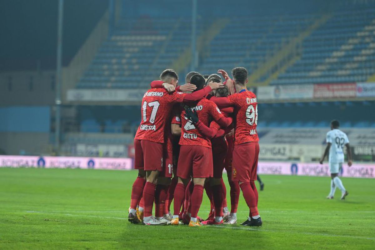 Gaz Metan - FCSB. Crețu a cedat în startul meciului! S-a dus glonț la asistent: „Ce «hei, hei»?! P*** mea!”
