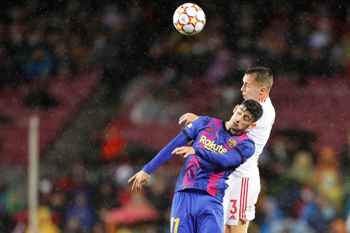 Mircea Lucescu, deranjat de arbitraj după Dinamo Kiev - Bayern: „S-a văzut asta din nou”