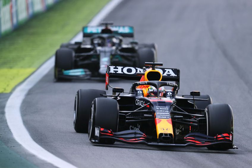 Max Verstappen are un avans mic în clasamentul general față de Lewis Hamilton // foto: Guliver/gettyimages