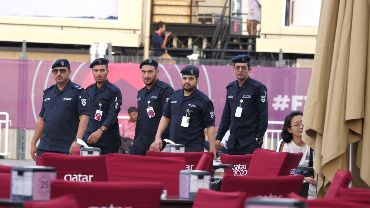 Au sudat canalele, au sigilat ușile! Așa menține Qatarul securitatea pe stadioanele Mondialului » Doar FIFA a produs haos