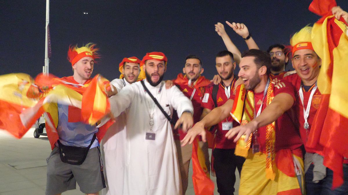 Ce s-a întâmplat la penalty-ul Spaniei » Reporterii GSP prezenți pe stadion au remarcat o fază neașteptată cu Busquets, Ferran Toress și Luis Enrique