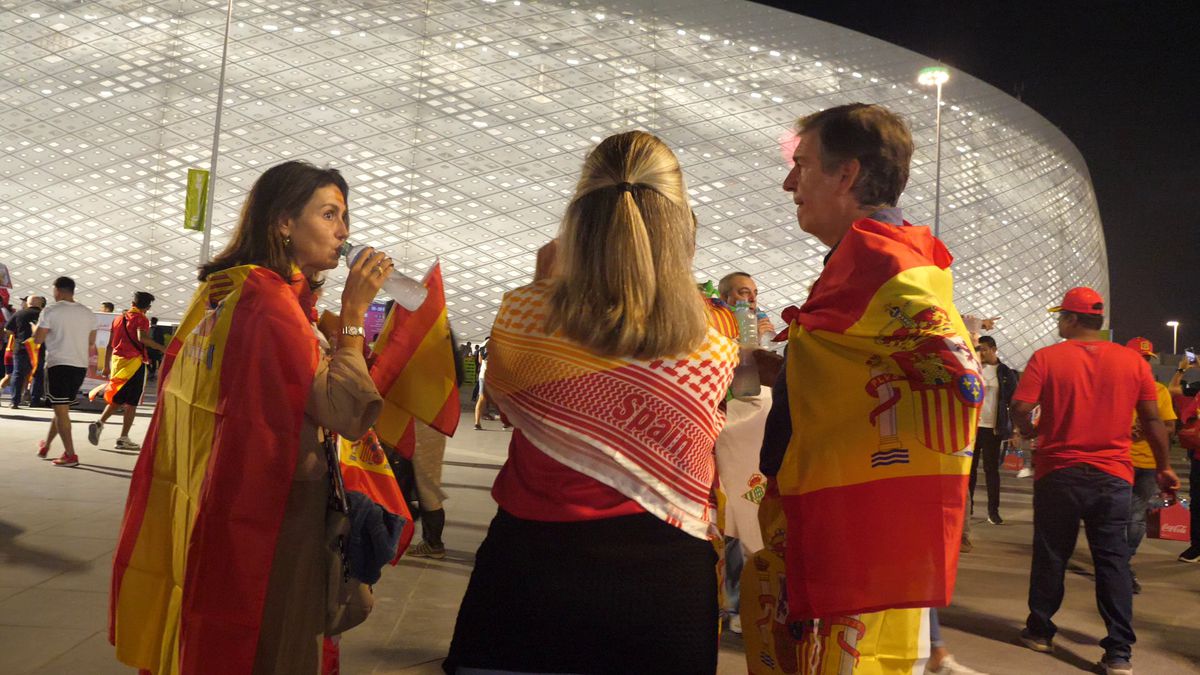 Imagine inedită surprinsă de reporterii GSP înainte de Spania - Costa Rica » Condiții de lux la masa presei