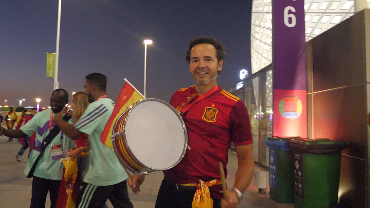 Ce s-a întâmplat la penalty-ul Spaniei » Reporterii GSP prezenți pe stadion au remarcat o fază neașteptată cu Busquets, Ferran Toress și Luis Enrique