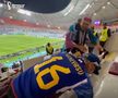 Lecție de civilizație! Fanii Japoniei au început să strângă gunoiul de pe stadion, după victoria cu Germania! Imagini extraordinare