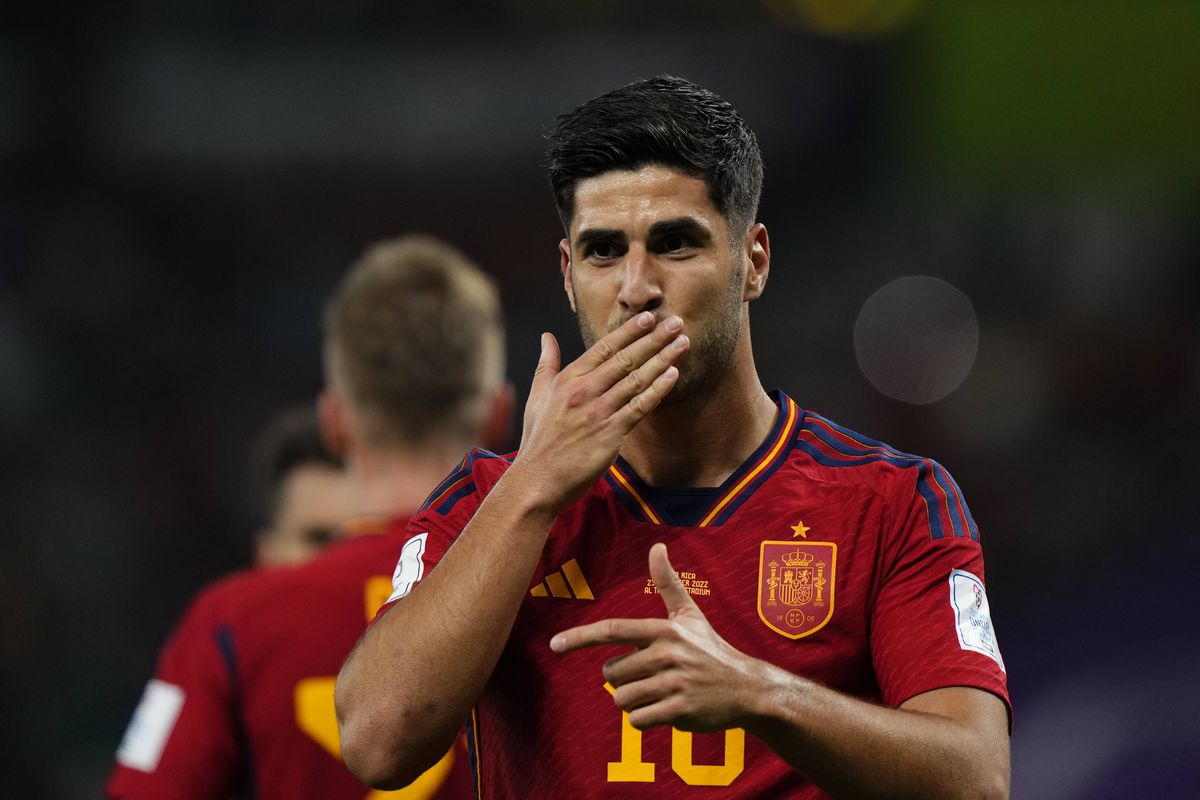 Ce s-a întâmplat la penalty-ul Spaniei » Reporterii GSP prezenți pe stadion au remarcat o fază neașteptată cu Busquets, Ferran Toress și Luis Enrique