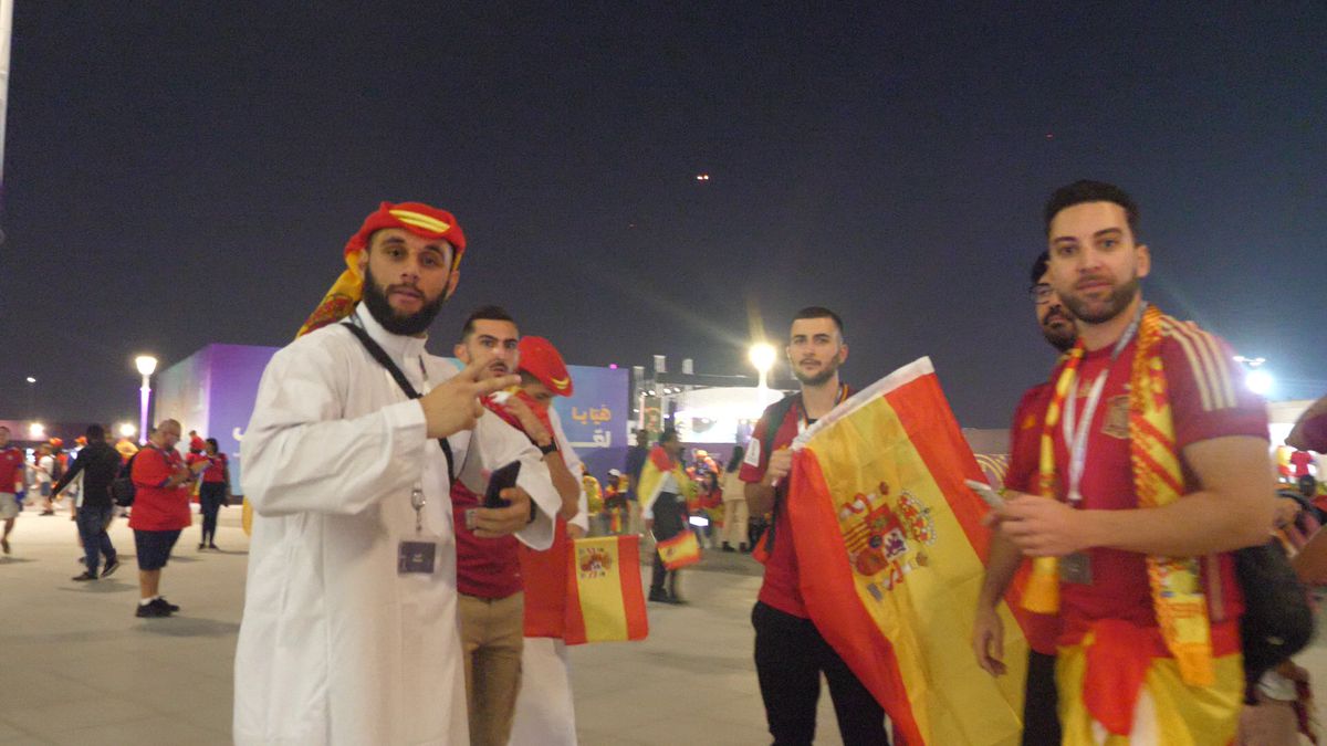 Imagine inedită surprinsă de reporterii GSP înainte de Spania - Costa Rica » Condiții de lux la masa presei