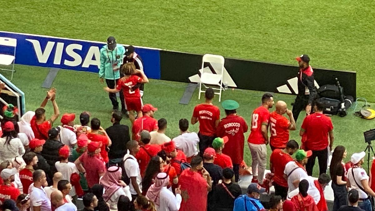 Un fan a vrut să intre pe teren după Maroc - Croația 0-0