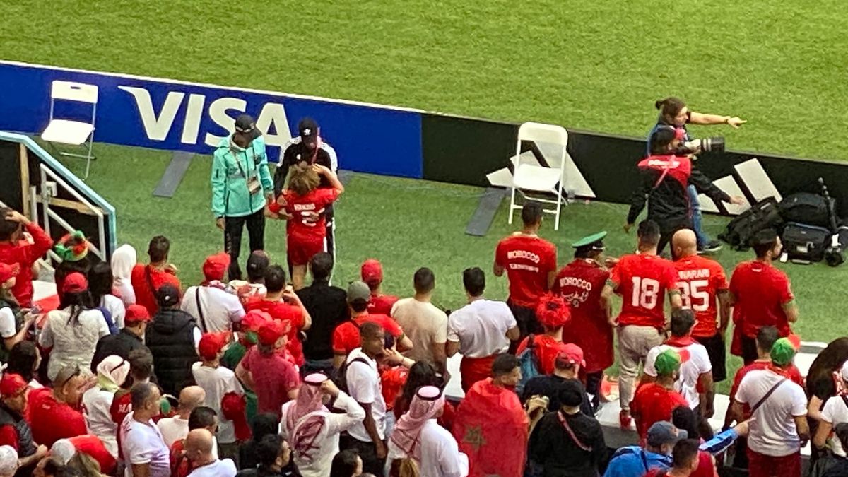 Un fan a vrut să intre pe teren după Maroc - Croația 0-0