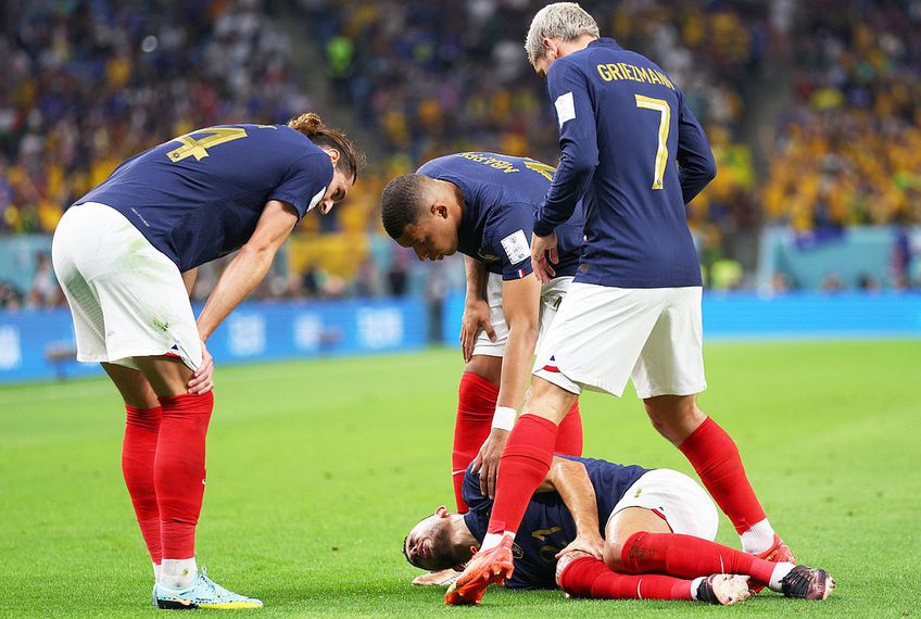 Lucas Hernandez a suferit în meciul dintre Franța și Australia o accidentare gravă // foto: Guliver/gettyimages