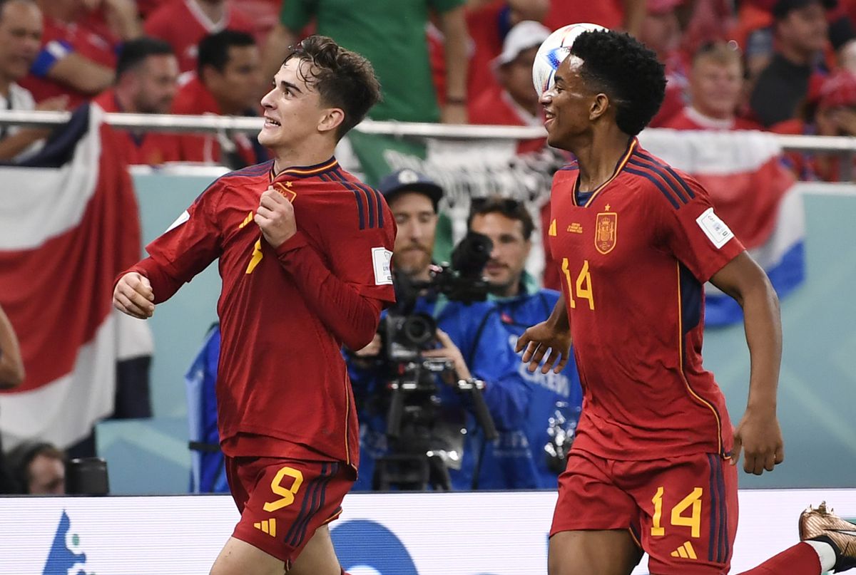 Ce s-a întâmplat la penalty-ul Spaniei » Reporterii GSP prezenți pe stadion au remarcat o fază neașteptată cu Busquets, Ferran Toress și Luis Enrique