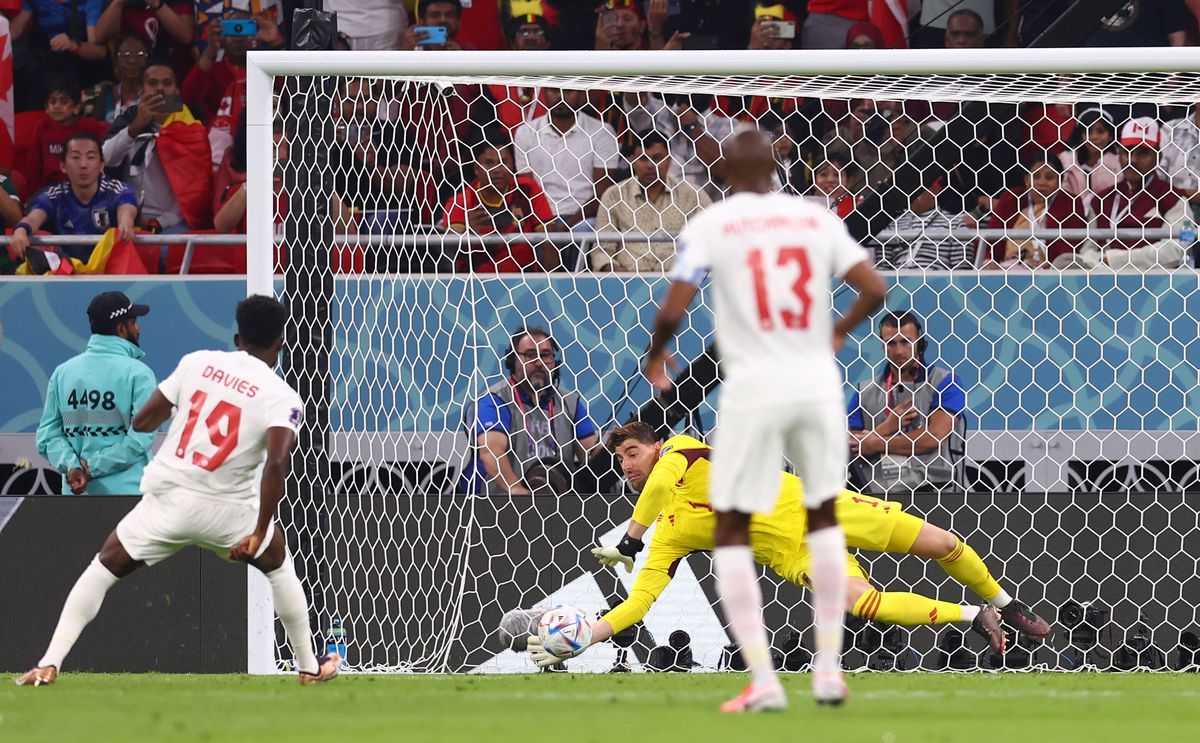 Arbitrul suspendat pentru corupție i-a șocat pe Fabregas și Bernardeschi, cu prestația de la Mondial: „Nu e posibil așa ceva! O nedreptate”