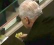 Acum au publicat imaginile » Ritualul lui Anghel Iordănescu la România - Elveția și cine a sărit să-l pupe la final