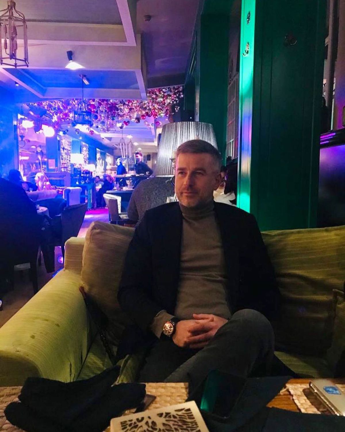 Cine e femeia din spatele lui Edi Iordănescu » Și-au început relația după despărțirea de Delia și s-au căsătorit în secret