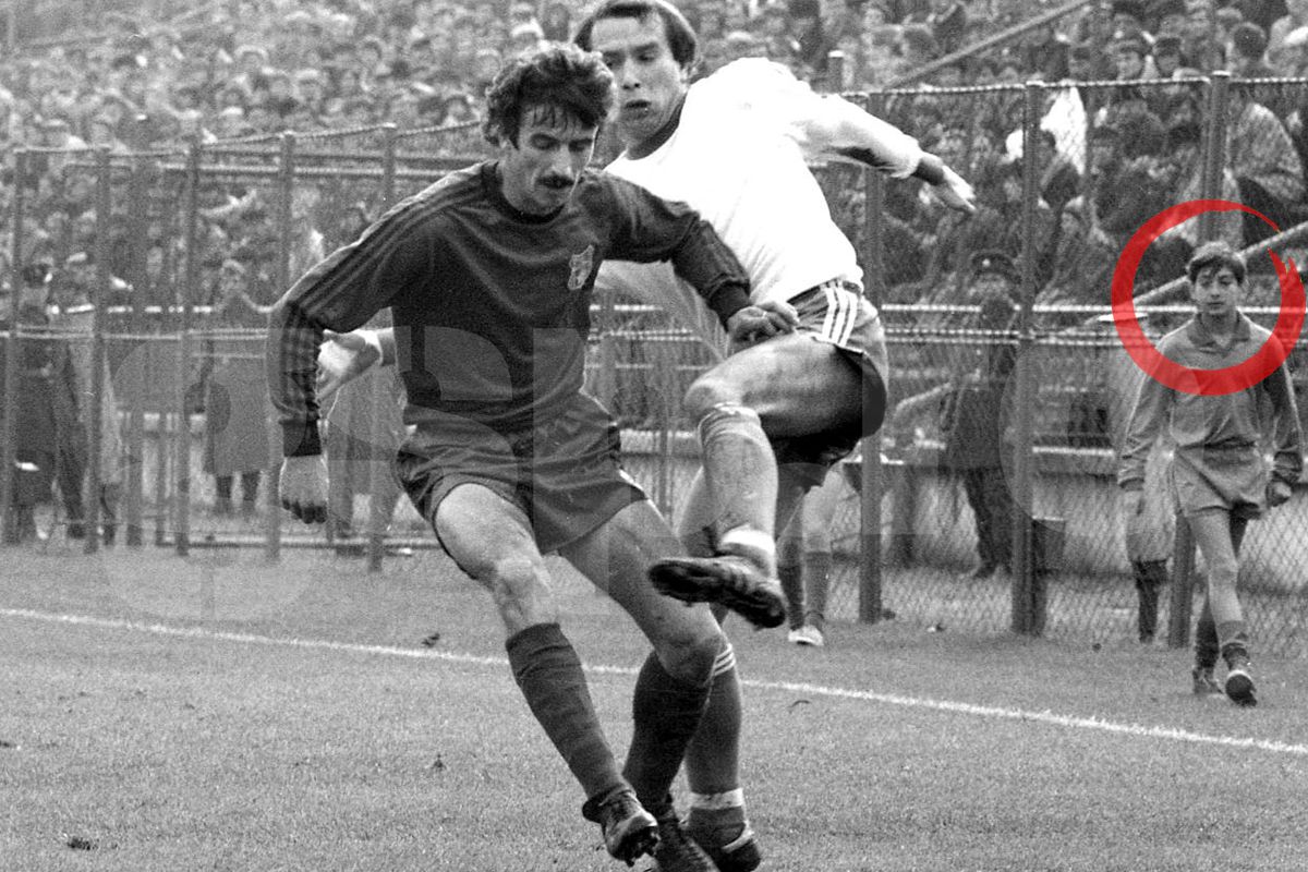 Povestea din spatele unei fotografii ANTOLOGICE, publicate în premieră de GSP » Amintirile copilului de mingi, care a ajuns o legendă