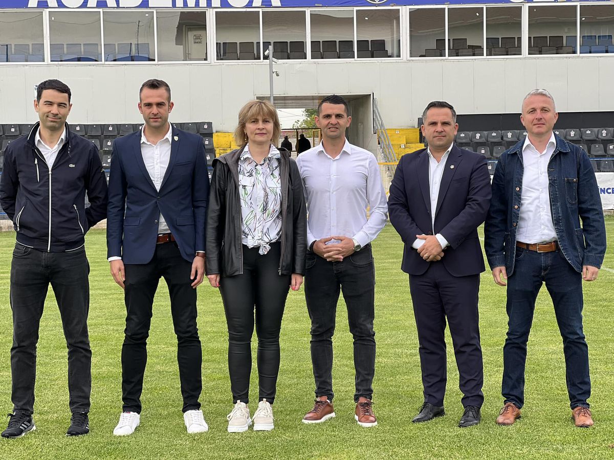 Un candidat la primărie arbitrează Dinamo - FCSB! Decizie în premieră luată de Kyros Vassaras pentru „Derby de România”