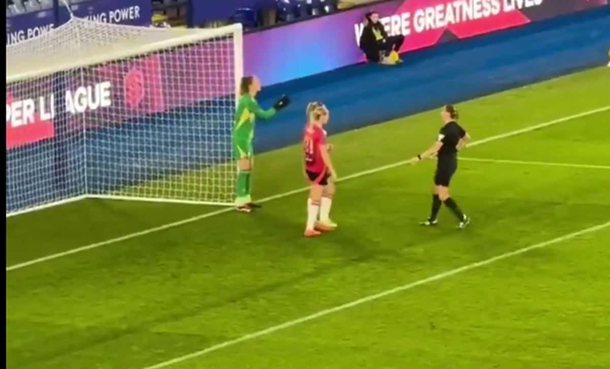 Trucul ilegal născocit la o „directă”: „Portarul lor era foarte înalt!”