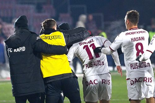 Burmaz a egalat în minutul 90 în CFR Cluj - Rapid // foto: Facebook @ FC Rapid 1923