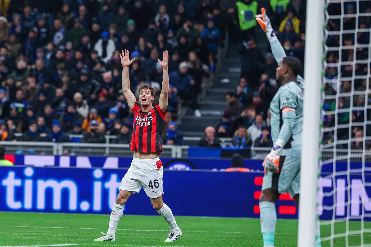 Inter - Milan, primul derby pentru Chivu