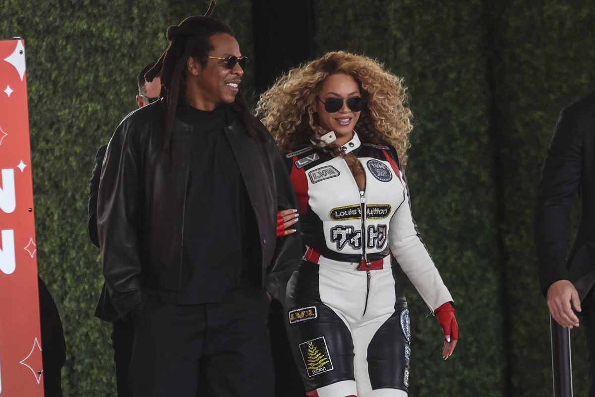 Beyonce a încins atmosfera în paddock. Vestimentație inedită