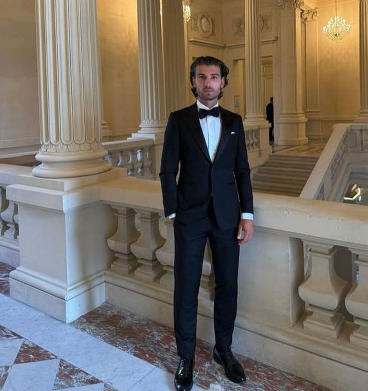 Robert Ion în afara terenului / Sursă foto: Instagram@ robeerrtt10