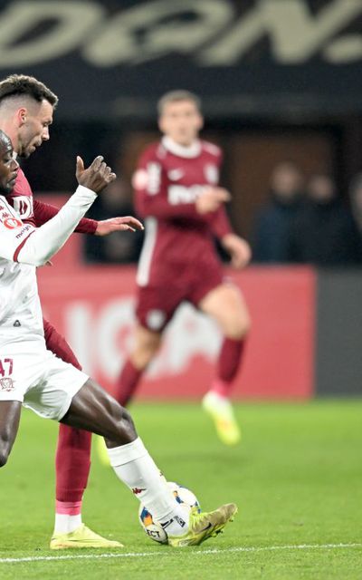 Combinație letală! Korenica, Munteanu și Cordea au făcut șah-MAT apărarea Rapidului