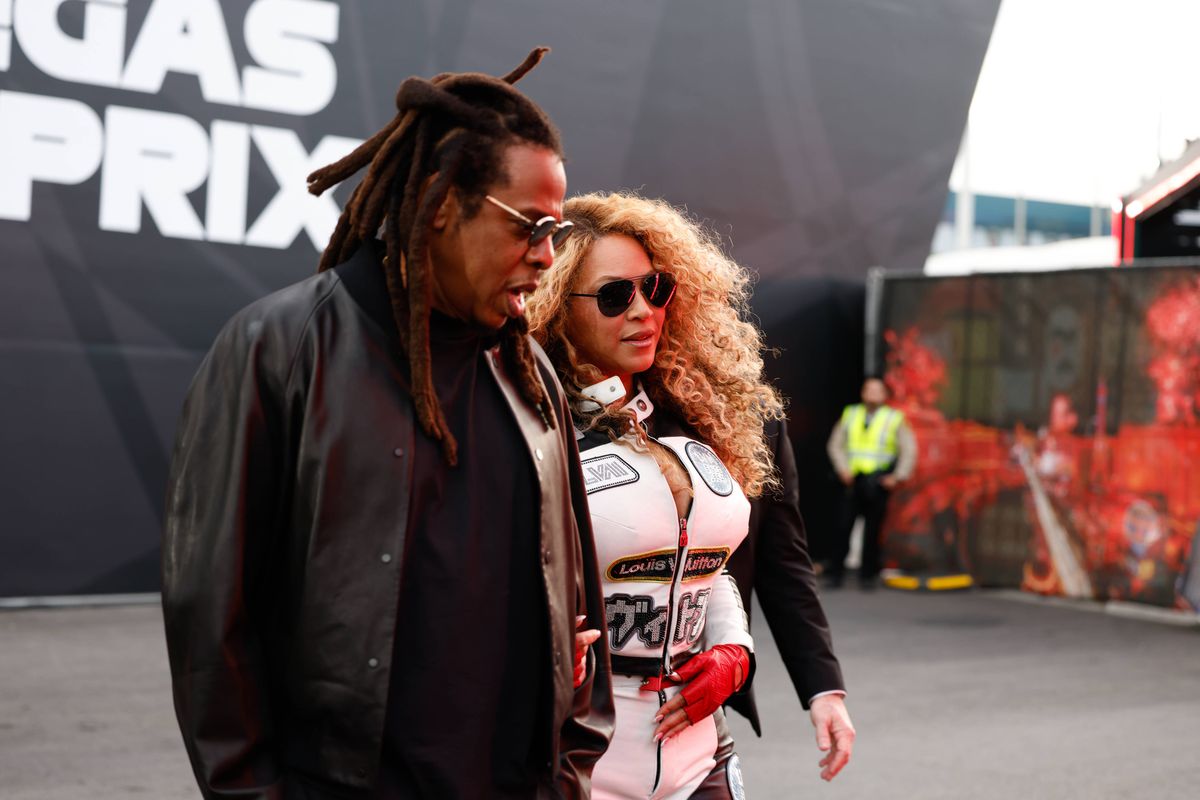 Beyonce a încins atmosfera în paddock. Vestimentație inedită