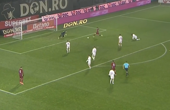 Ce gafă, Aioani! Portarul le-a făcut cadou al doilea gol celor de la CFR Cluj