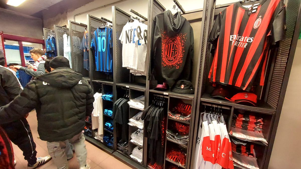 Ce a avut de zis acum Walter Zenga despre Chivu, cu câteva ore înaintea derby-ului Inter - Milan