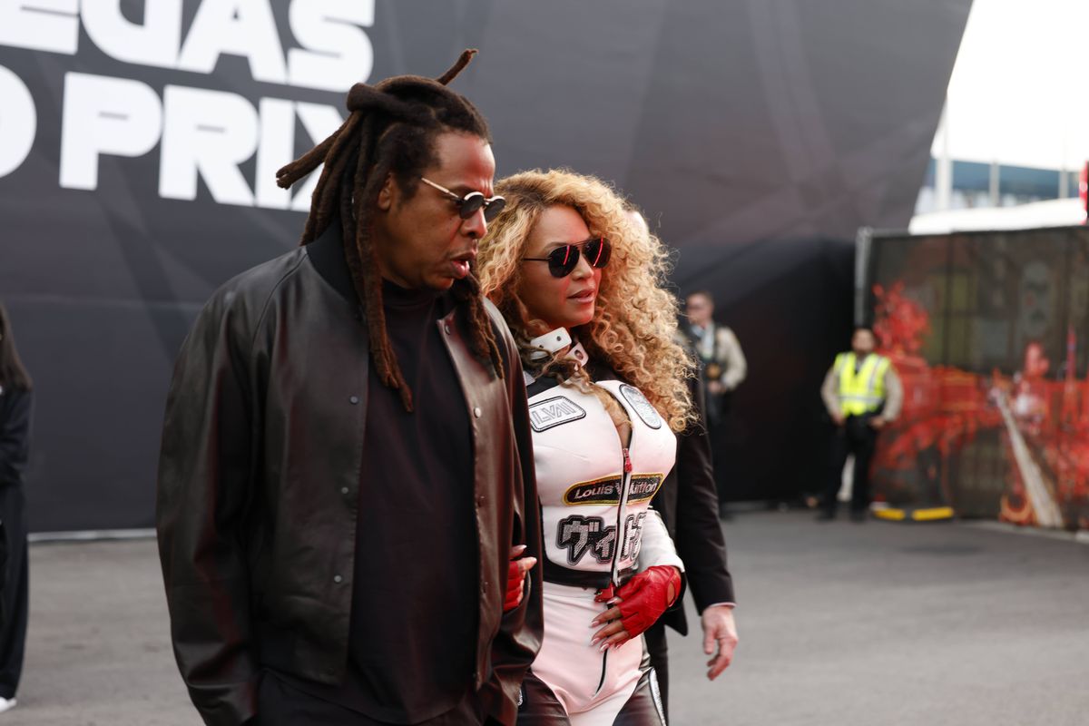 Beyonce a încins atmosfera în paddock. Vestimentație inedită