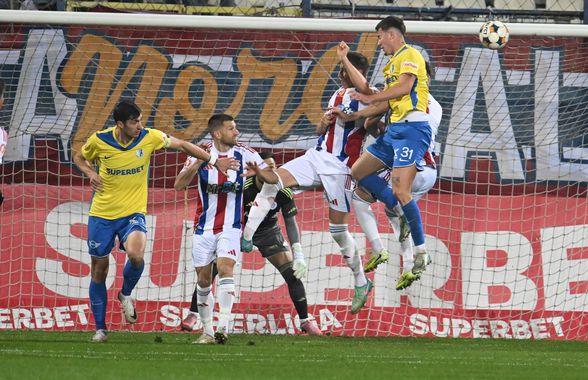 Curățenie de iarnă la clubul din Superliga: 5 jucători sunt pe „lista neagră”