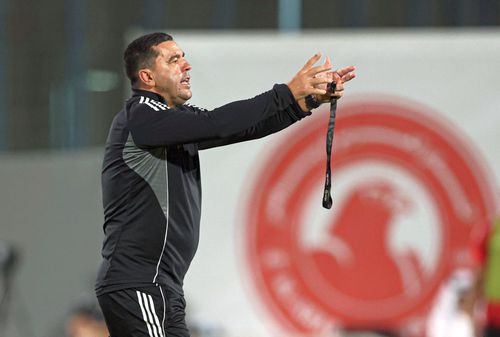 Cosmin Contra, pe val în Qatar // FOTO: X