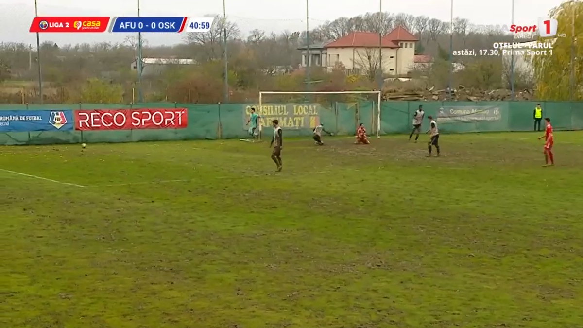 Gazonul de la CS Afumați - Sepsi / foto: capturi Prima Sport