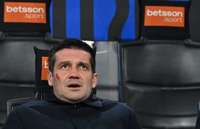 Și tu, Hakan? Chivu, „trădat” » Inter pierde agonizant derby-ul cu AC Milan și primul loc în Serie A, cu două bare și penalty irosit