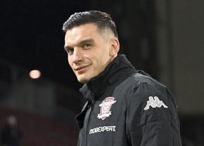 Echipe de start la CFR Cluj - Rapid: Gâlcă îl trimite titular după două luni! + imagini din Gruia