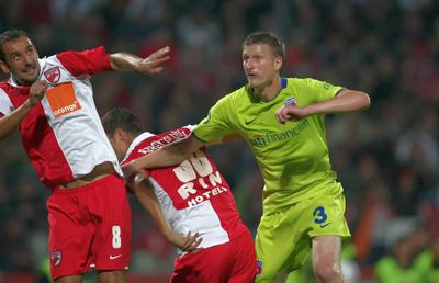 EXCLUSIV Cum a scos Dorin Goian un jucător din circuit: „La următoarea fază, a venit și s-a aruncat direct cu picioarele pe mine”